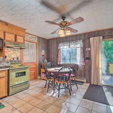 Cozy Adirondacks Cabin Walk To Lake Eaton! Jay 외부 사진