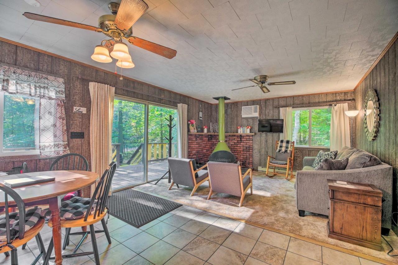 Cozy Adirondacks Cabin Walk To Lake Eaton! Jay 외부 사진